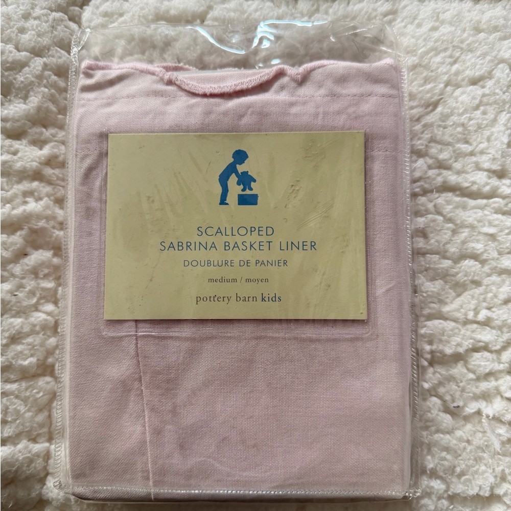 Pottery Barn Kids Scalloped Sabrina Basket Liner – Medium, Light Pink